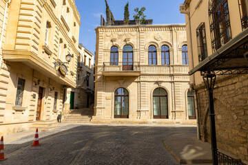 Fototapeta na wymiar Old City in Baku. Traditional medieval architecture. Baku, Azerbaijan.