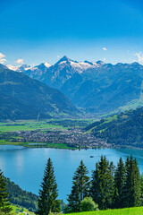 Fototapeta na wymiar Panoramic View over Zell am See Lake and Kaprun, Zell am See, Austria