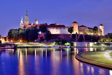 Wawel Royal Castle - Krakow, Poland. - obrazy, fototapety, plakaty