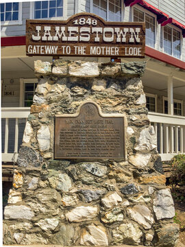 Jamestown, California Stone Sign