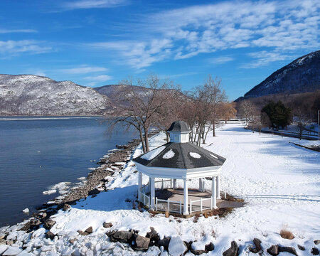 Cornwall, New York in winter