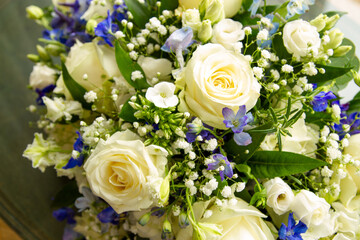 bouquet of white roses