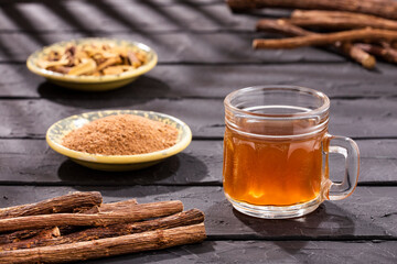 Glycyrrhiza glabra - Licorice roots with hot drink