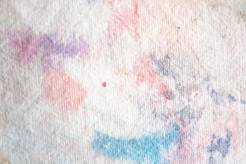 textura de trapo de toalla de papel desechable con manchas de pintura acrílica después de un día de trabajo