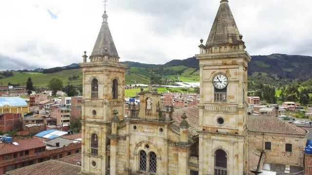 Iglesia de villa pinzon 