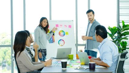 Business meeting for presenting business plan information at office, Leaders explaining business...