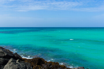 Obraz premium Beautiful seascape of Hamdeok Beach in Jeju Island, Korea.