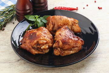 Roasted chicken leg with spicy sauce