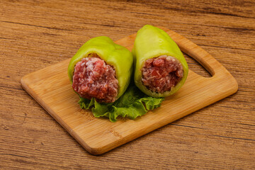 Raw stuffed bell pepper with meat