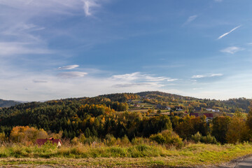 Fototapeta na wymiar Autumn landscape in the mountains