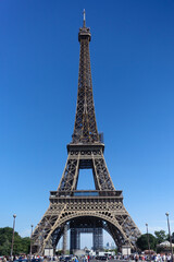 Fototapeta na wymiar Tour Eiffel à Paris