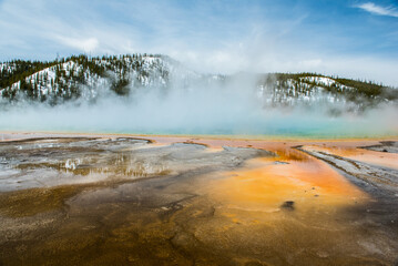 Fototapeta na wymiar Yellowstone Thermalgebiet