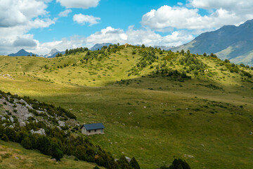 Fototapeta na wymiar Path to the Ibon de Piedrafita, Tena Valley in the Pyrenees, Huesca, Spain