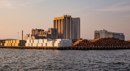 Sunset over Cargo area in Kamlar harbor, Sweden © StellaSalander