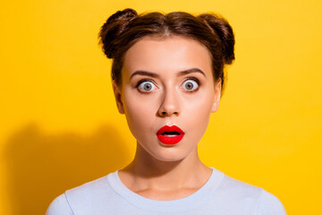 Close-up picture of impressed terrified female hear very bad news can't believe her eyes isolated on yellow color background - obrazy, fototapety, plakaty
