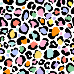 Fototapeta na wymiar Animal skin print in rainbow colors. Colorful leopard spot seamless pattern design