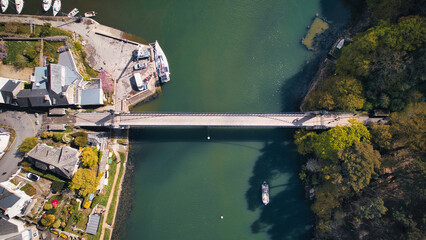 Fototapeta na wymiar vue de dessus du vieux pont du Bono 