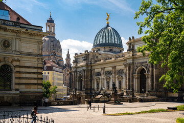 Fototapeta na wymiar Dresden, Blick auf die historische Altstadt vom Brühlschen Garten