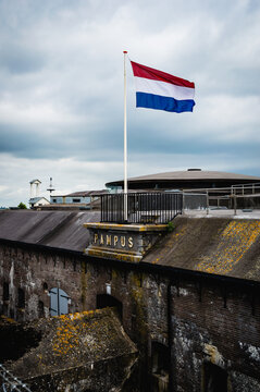 Dutch flag flying at Fort Pampus