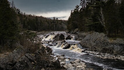 Scenic view of the Saint Louis River flowing in Jay Cooke State Park in Minnesota - obrazy, fototapety, plakaty
