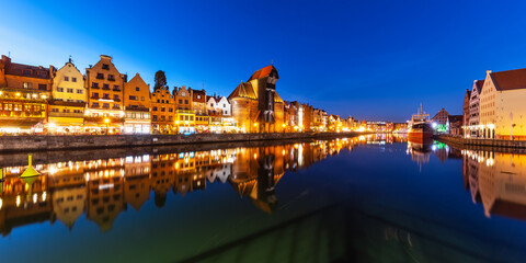 Fototapeta na wymiar Night panorama of the Old Town of Gdansk, Poland