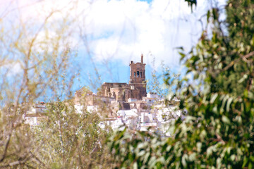 Fototapeta na wymiar View of the Church of San Pedro in Arcos de la Frontera