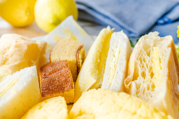 おやつのレモンパンと洋菓子