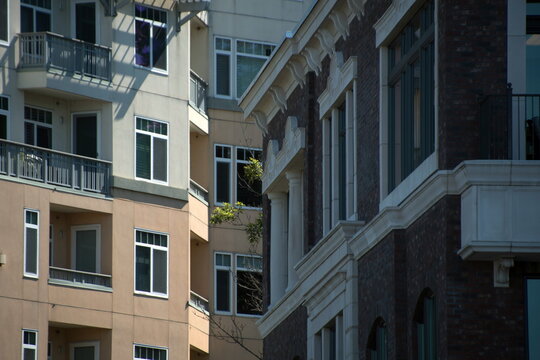 Mu;tiple layers made by tall condo buildings at Lake Street