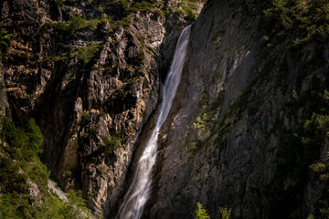 Obraz premium waterfall in mountains