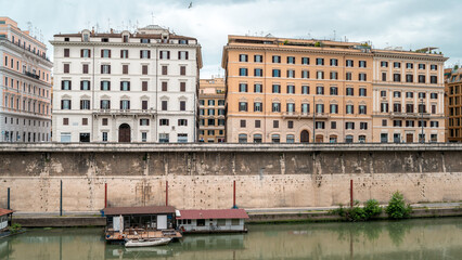 Fototapeta na wymiar View of the Tiber River in the center of Rome, Italy