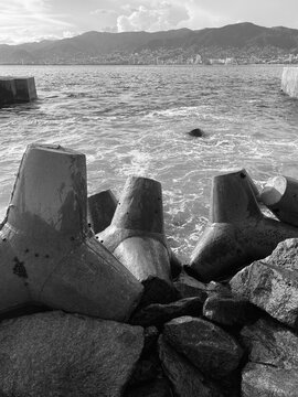 rompeolas