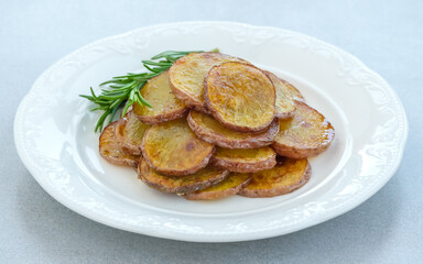 Portion of fried potatoes