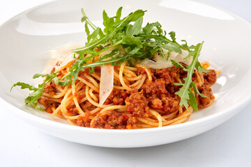 bolognese pasta with tomato sauce