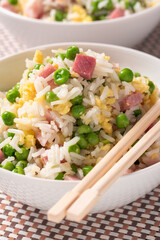 Riso alla cantonese, cibo tipico cinese