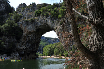 Fototapeta na wymiar Schluchten der Ardèche