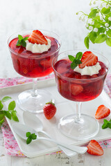 strawberry jelly dessert