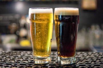 beer light and dark