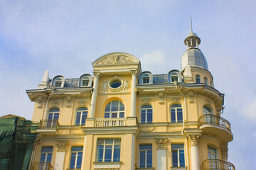 Fototapeta na wymiar Beautiful building in the center of Vinnitsa, Ukraine