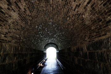 大滝湧水近くの古いトンネル