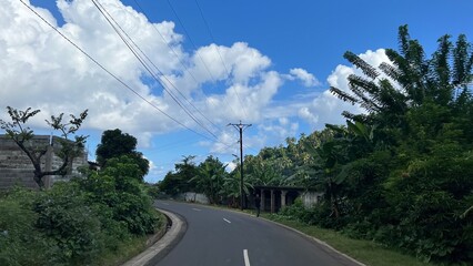Les routes tropicales de Domoni