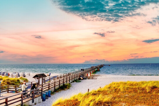 Seebr&uuml;cke, Prerow, Ostsee, Deutschland 