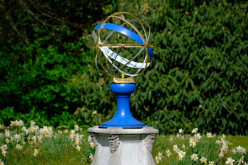 Garden with an Armillary Sphere ornament in the centre