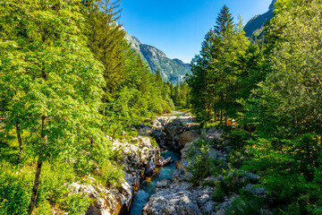 Willkommen im wunderschönen Soča-Tal in der Nähe der Julischen Alpen - Slowenien