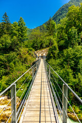 Fototapeta premium Willkommen im wunderschönen Soča-Tal in der Nähe der Julischen Alpen - Slowenien