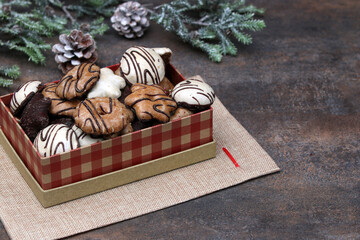 Gingerbread in a gift box.