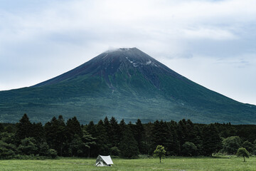 ふもとっぱらキャンプ場と富士山