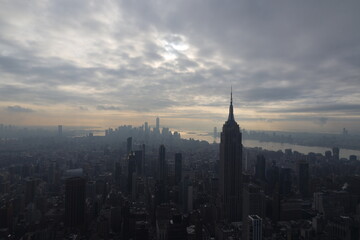 Fototapeta na wymiar foggy new york