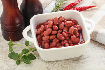 Red bean in tomato sauce