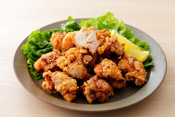 鶏の唐揚げ　Japanese fried chicken