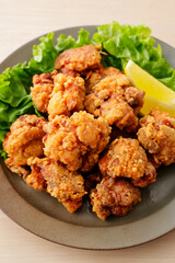 鶏の唐揚げ　Japanese fried chicken